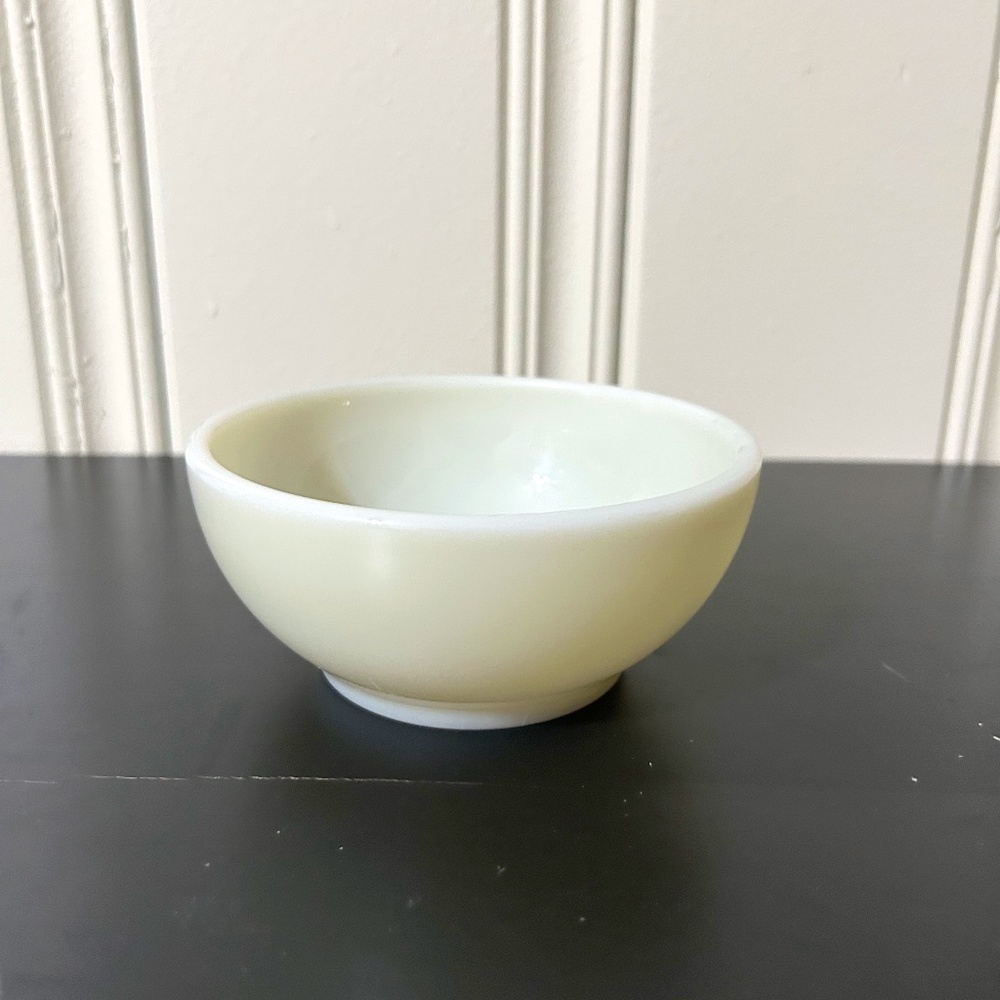 Vintage Fire King White Milk Glass Bowl 5"